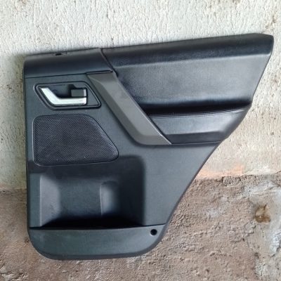 FORRO DE PORTA DIREITO TRAZEIRO LAND ROVER FREELANDER 2 2007