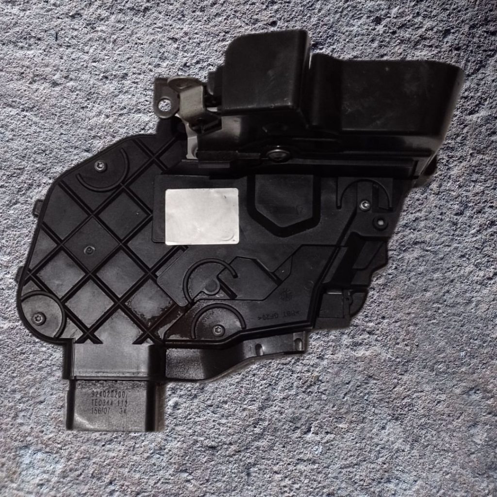 ATUADOR TRANCA PORTA TS DR LAND ROVER FREELANDER 2 06-15